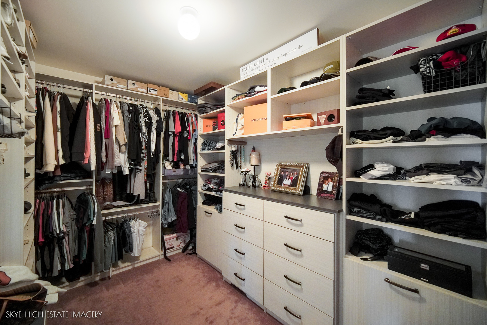 1286 Dorr Drive, Sugar Grove, IL 60554