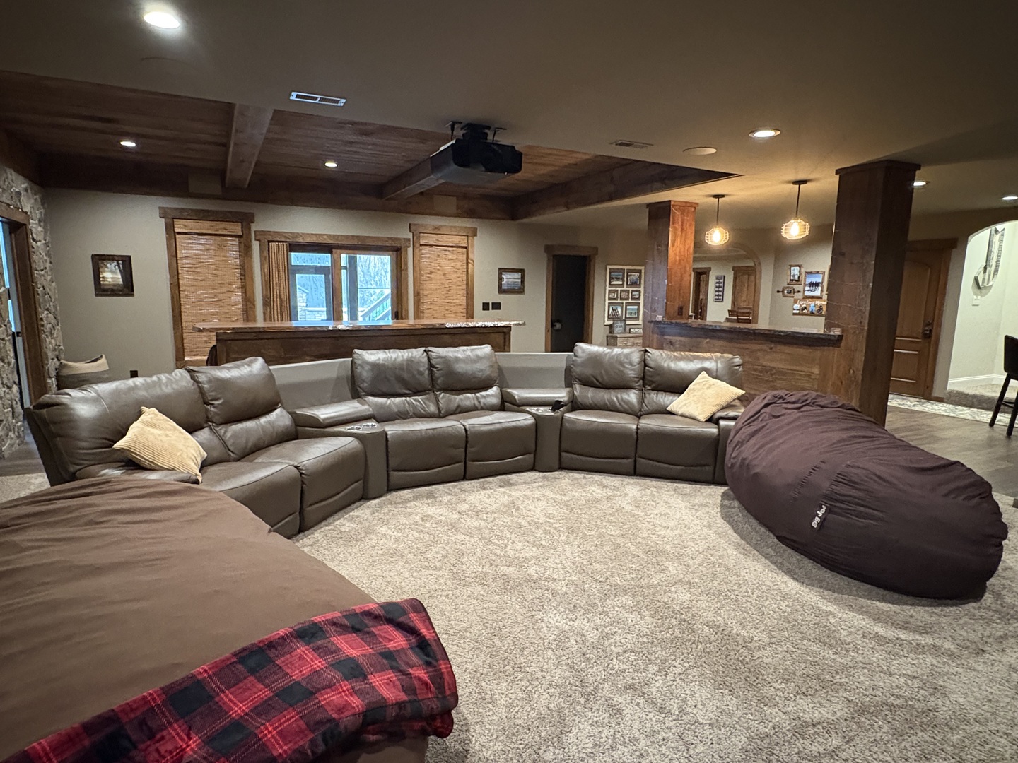 1854 W Forestview Drive, Sycamore, IL 60178