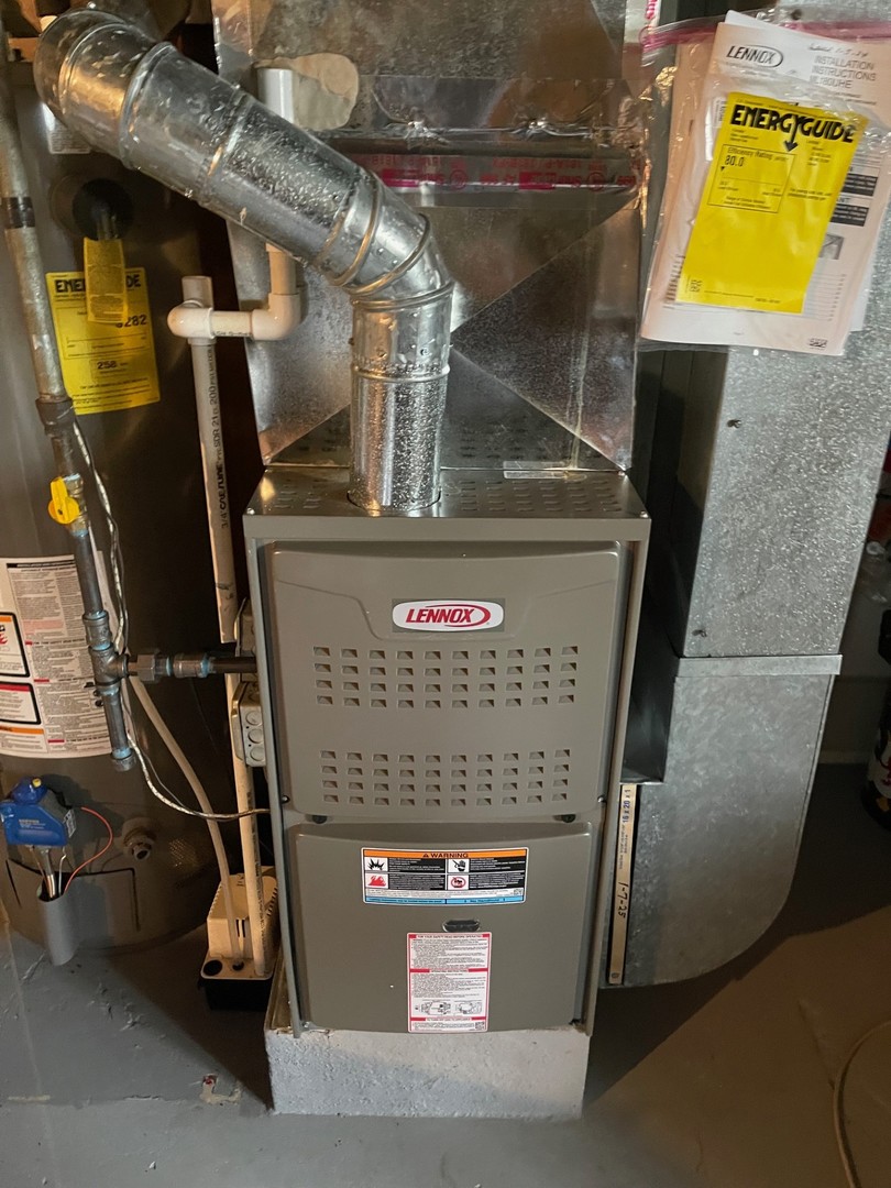 615 E Turner Avenue, Roselle, IL 60172