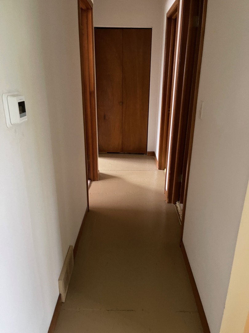 615 E Turner Avenue, Roselle, IL 60172