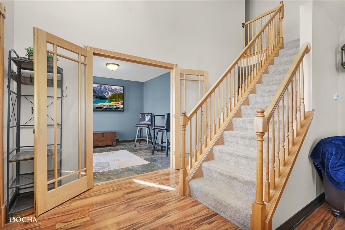 123 Eisenhower Drive, Oswego, IL 60543