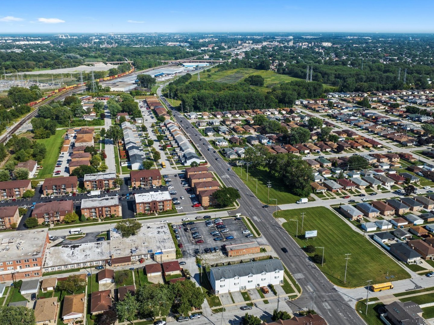 14541 S MARQUETTE Avenue, Burnham, IL 60633