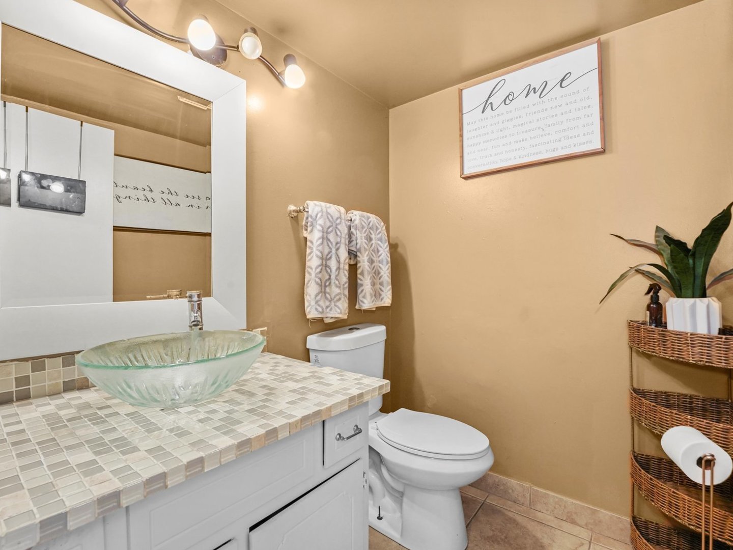 14541 S MARQUETTE Avenue, Burnham, IL 60633