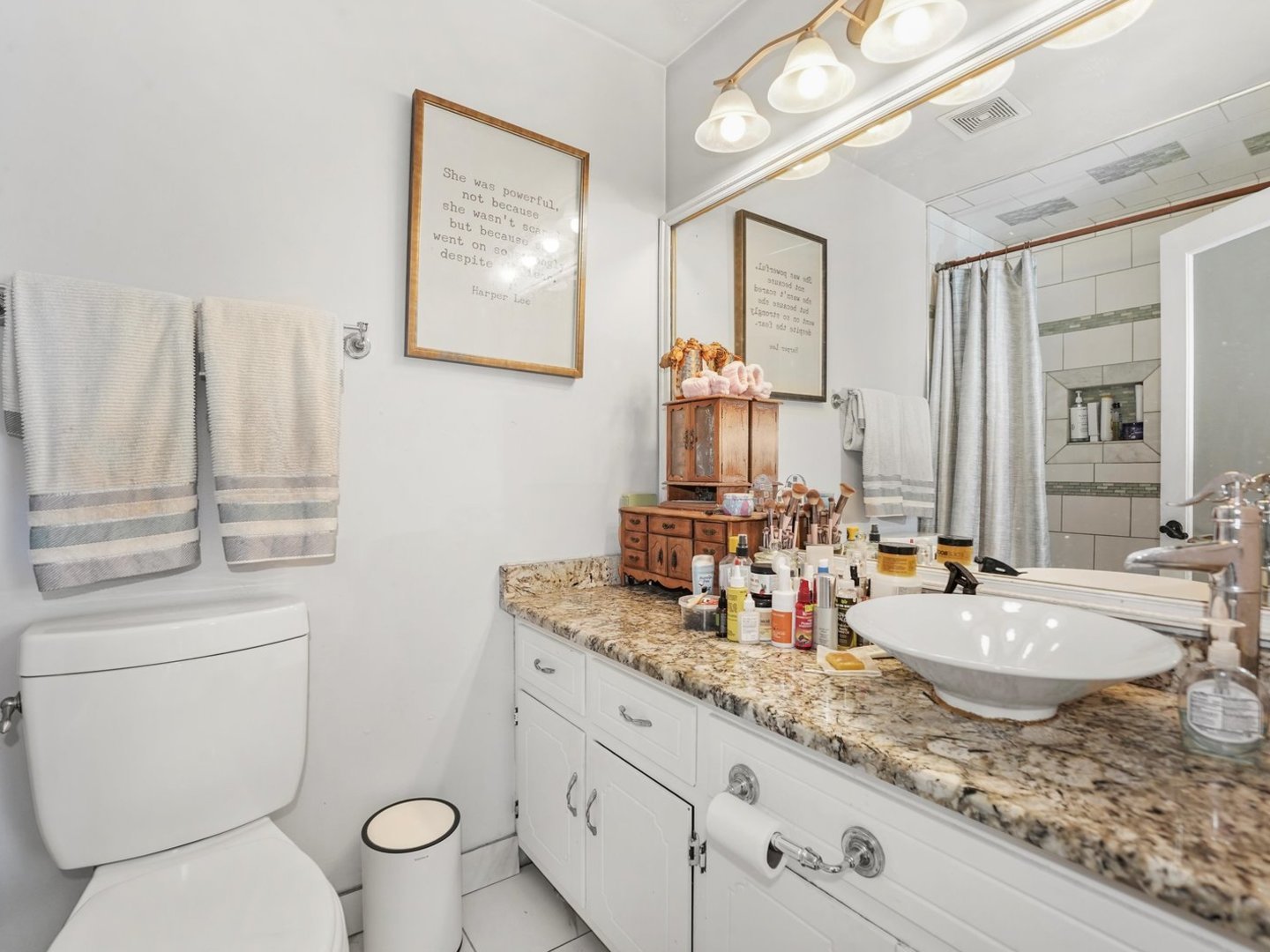 14541 S MARQUETTE Avenue, Burnham, IL 60633