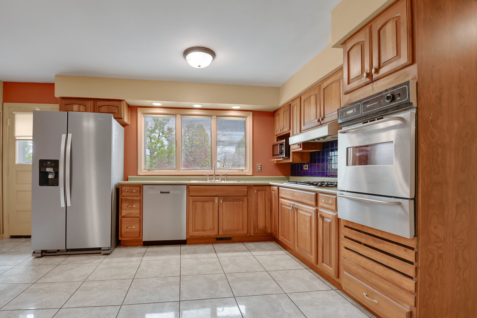 18751 Kings Road, Homewood, IL 60430