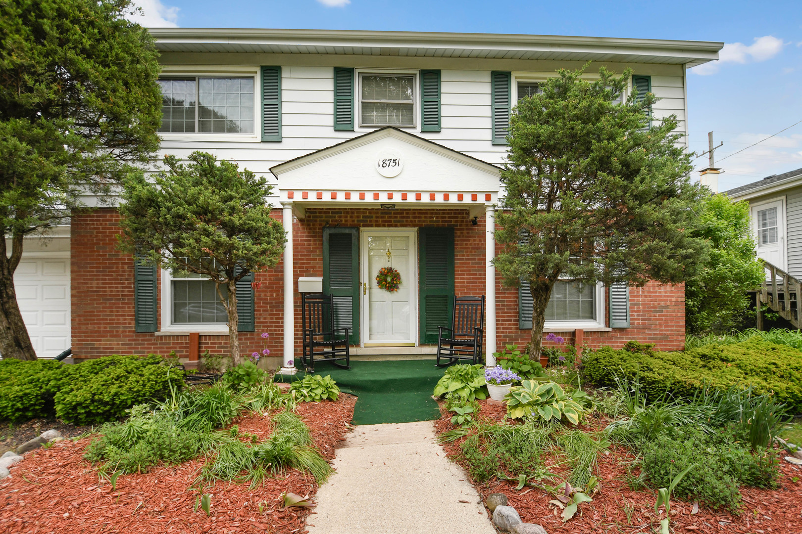 18751 Kings Road, Homewood, IL 60430