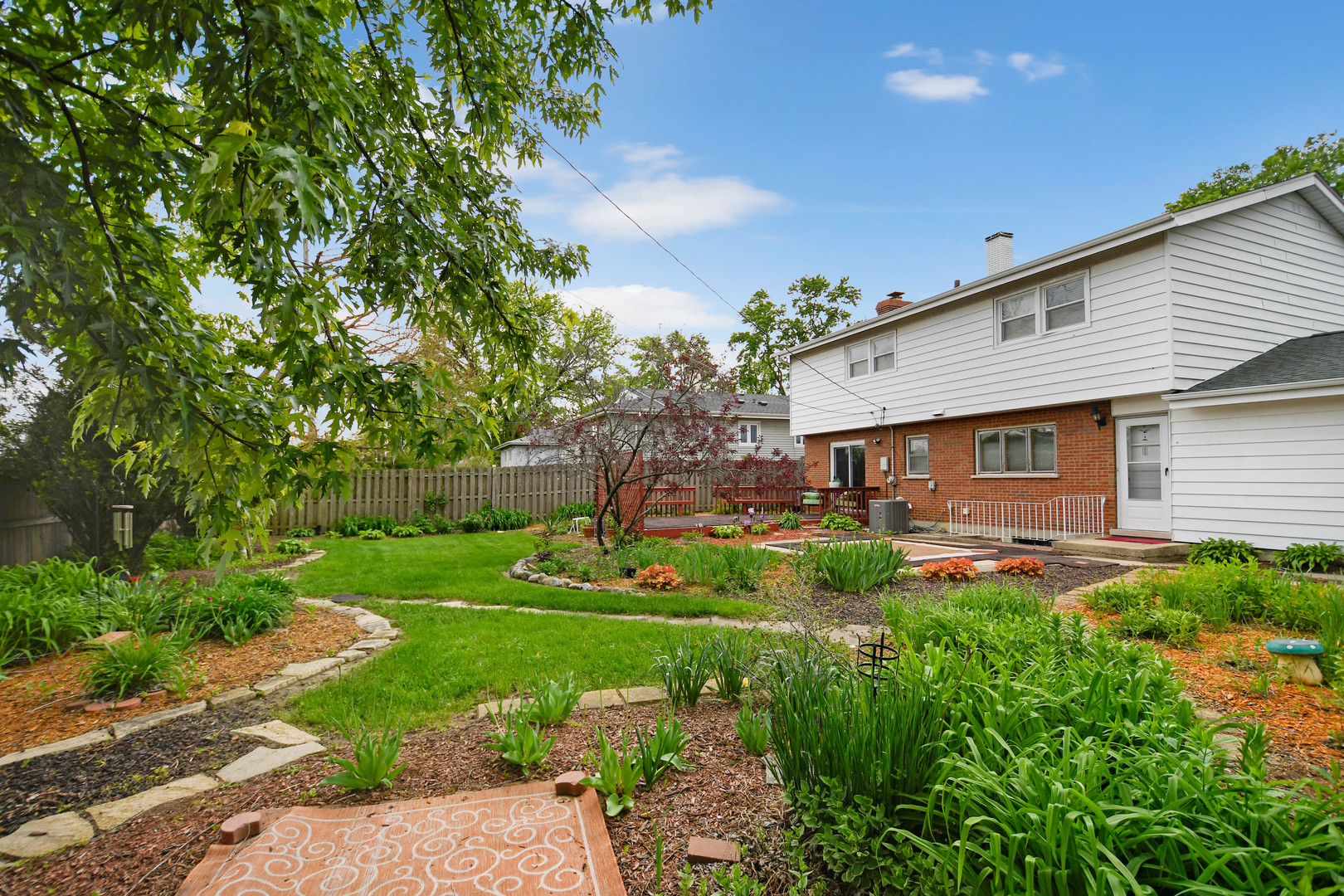 18751 Kings Road, Homewood, IL 60430