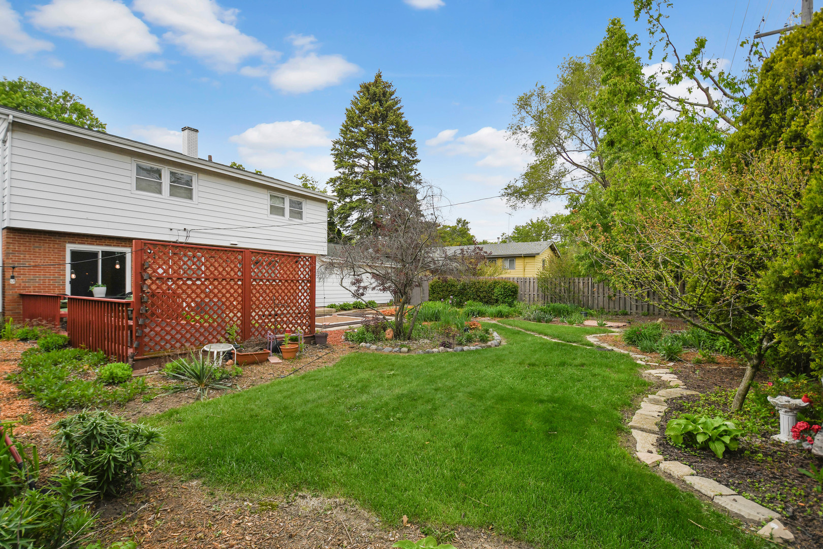 18751 Kings Road, Homewood, IL 60430
