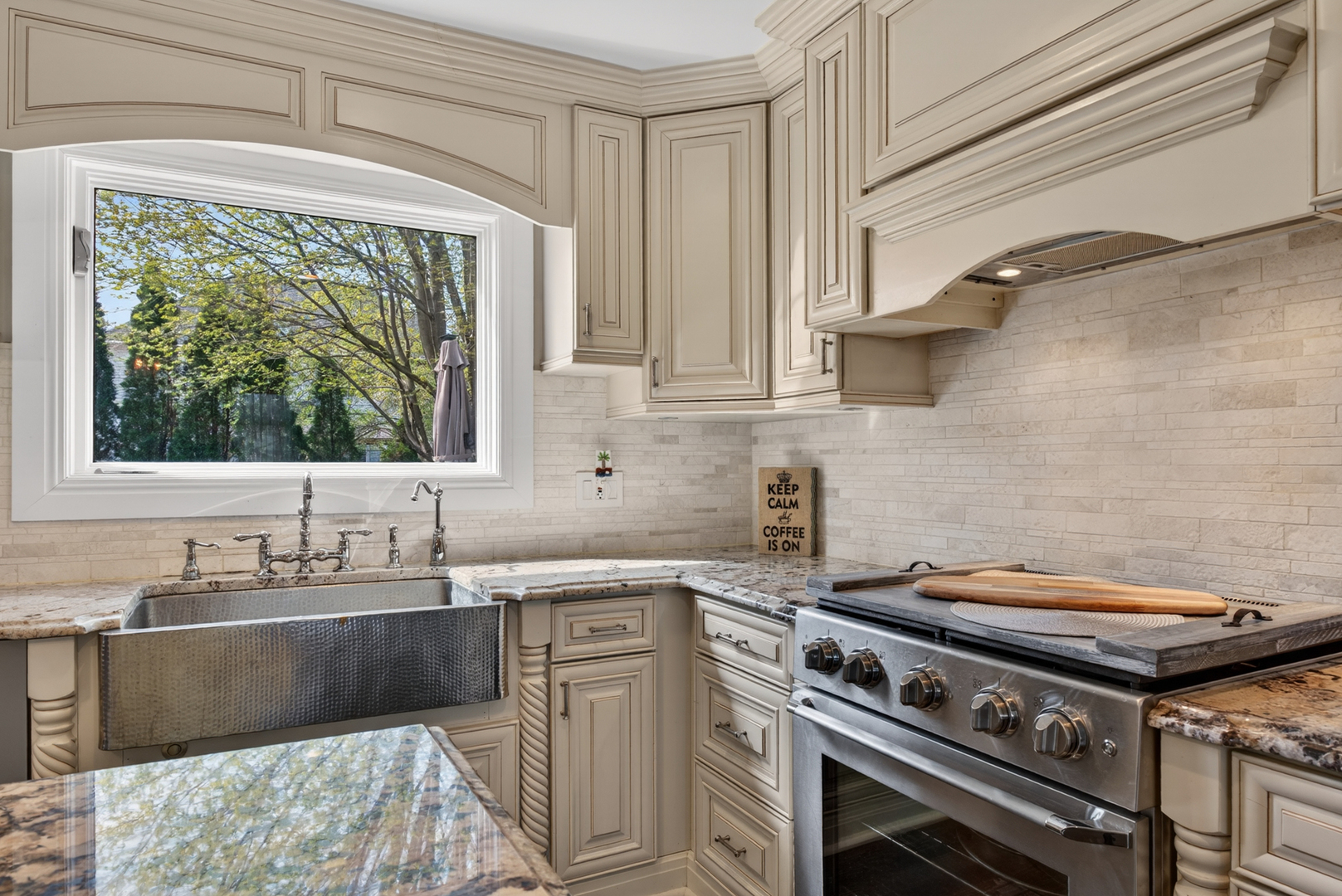 25231 W Monroe Court, Plainfield, IL 60585