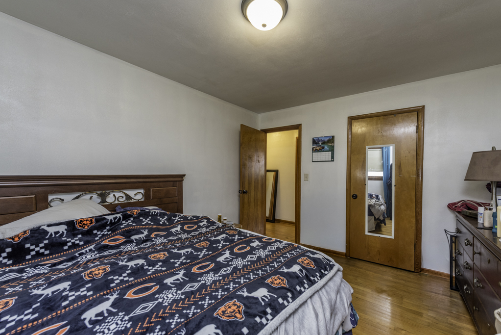 2203 Gilboa Avenue, Zion, IL 60099