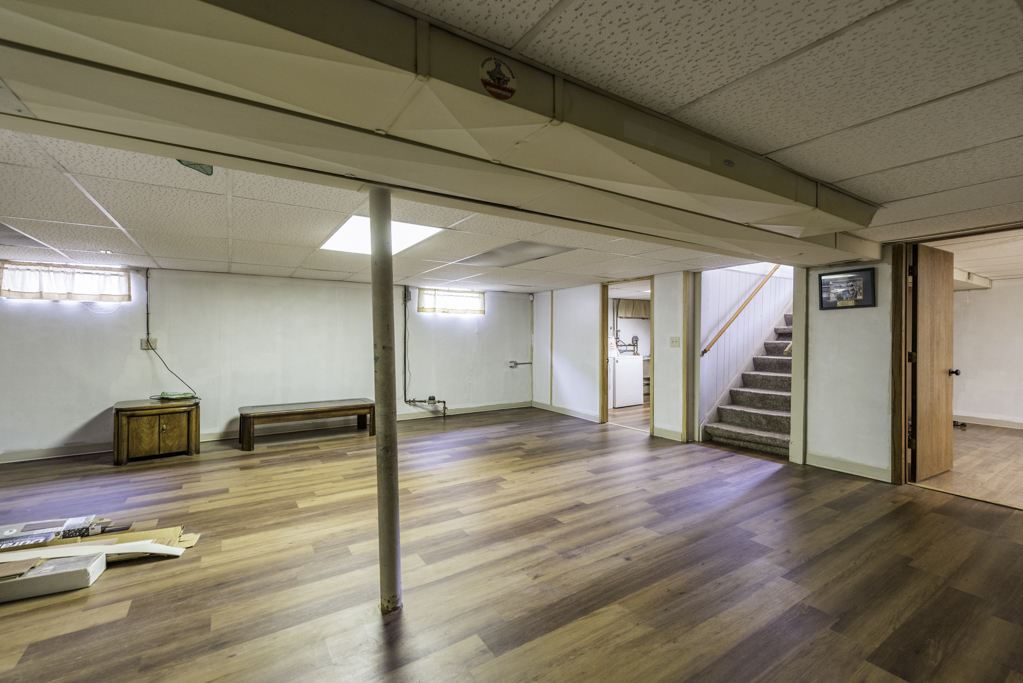 2203 Gilboa Avenue, Zion, IL 60099