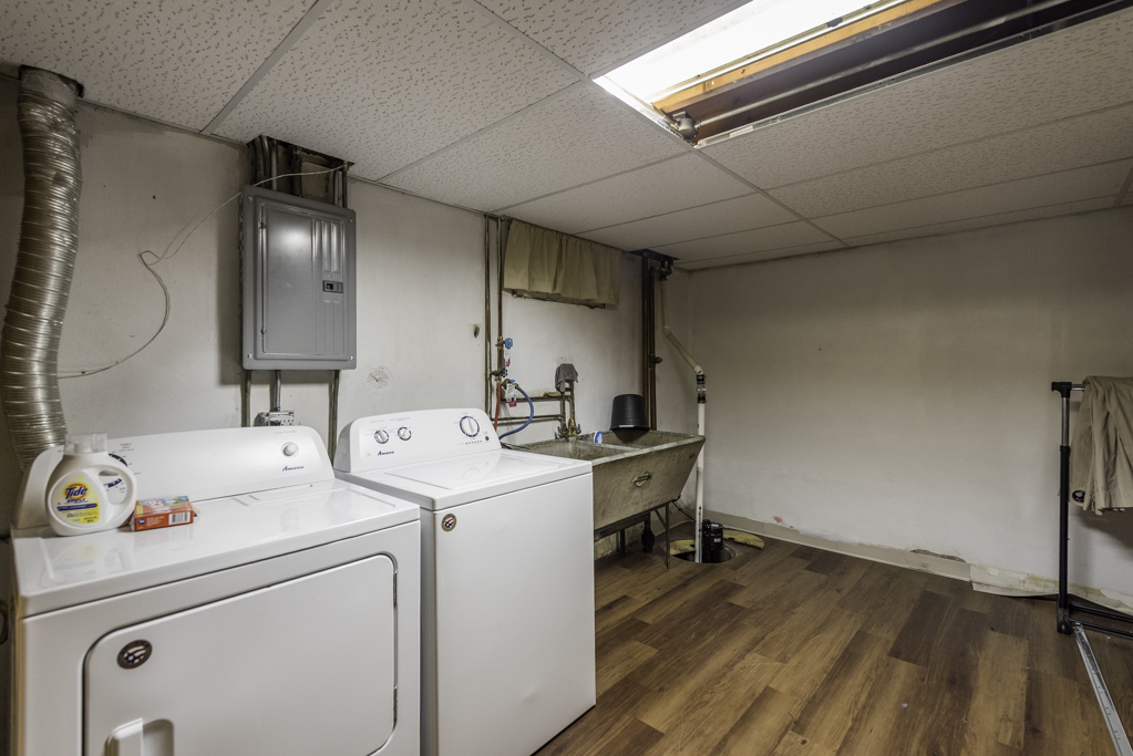 2203 Gilboa Avenue, Zion, IL 60099