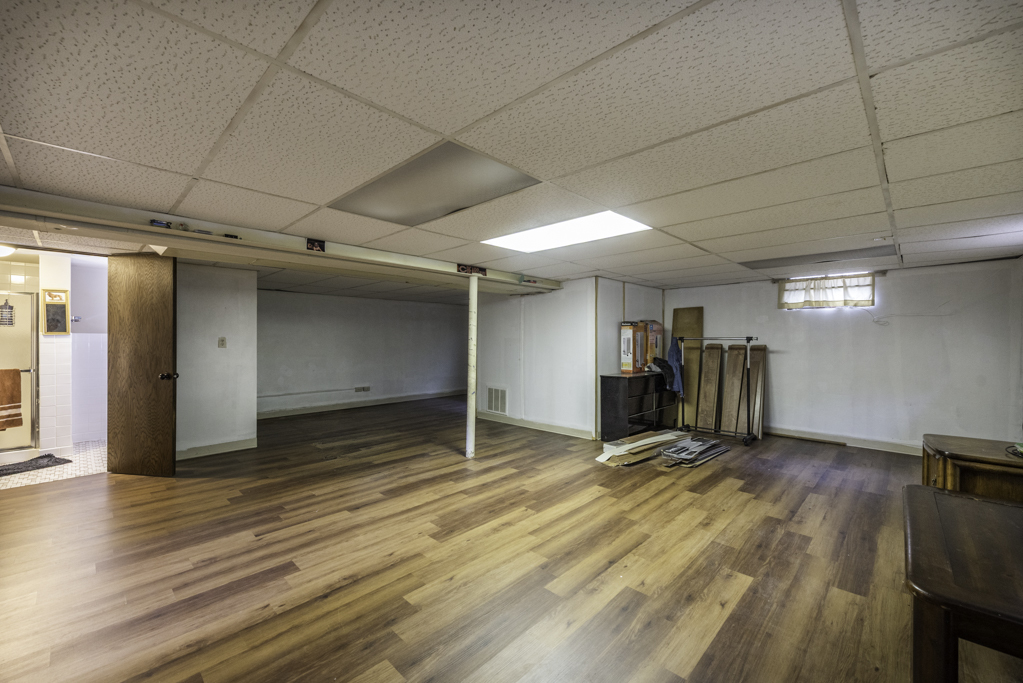 2203 Gilboa Avenue, Zion, IL 60099