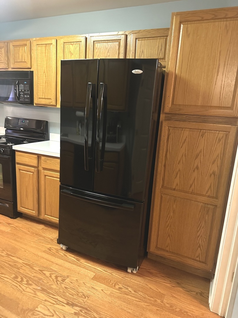 2067 Peach Tree Lane, Algonquin, IL 60102