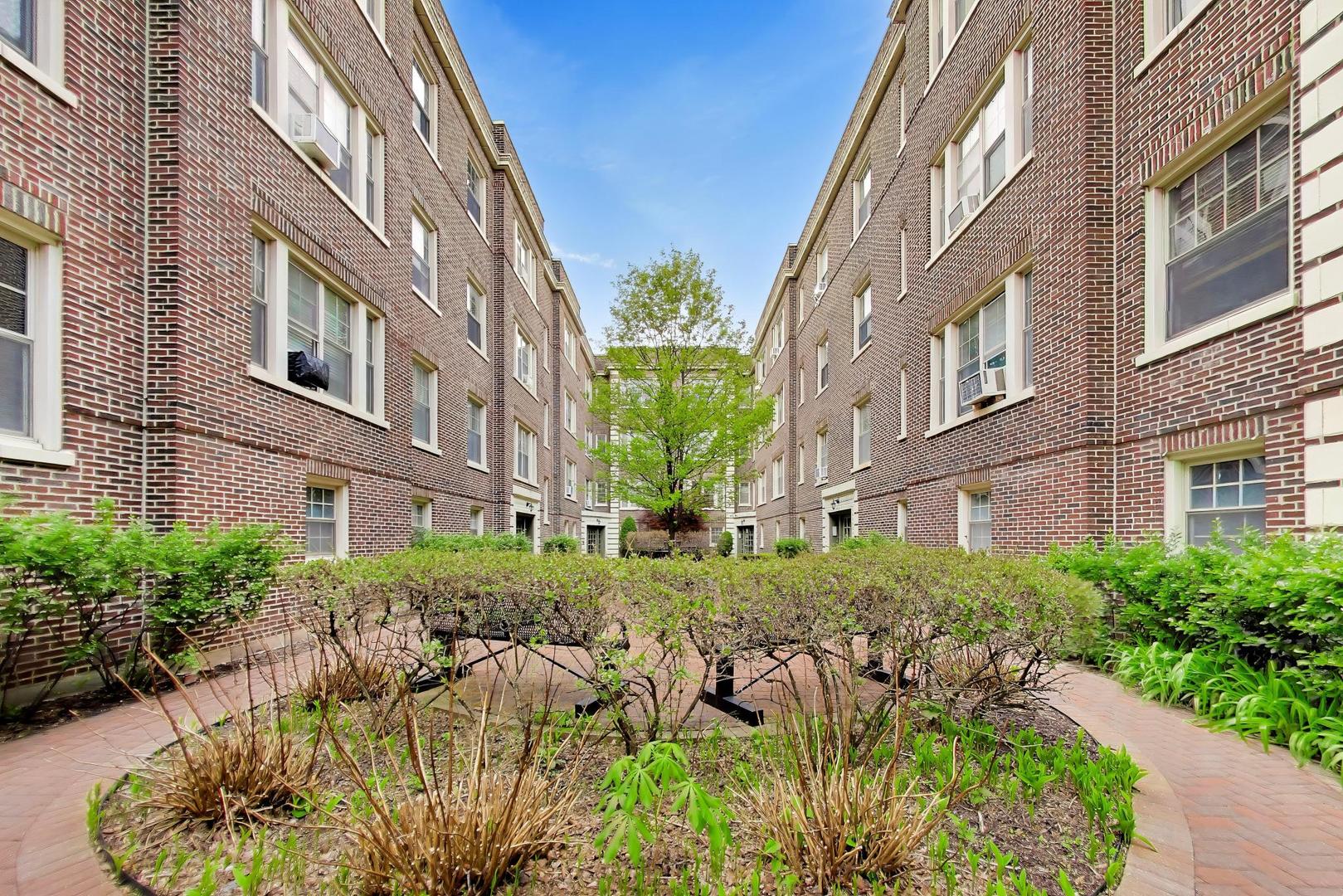 443 N Lombard Avenue #2, Oak Park, IL 60302