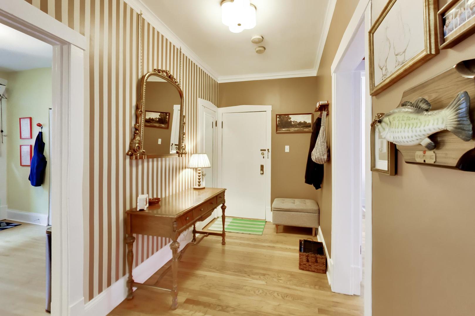 443 N Lombard Avenue #2, Oak Park, IL 60302