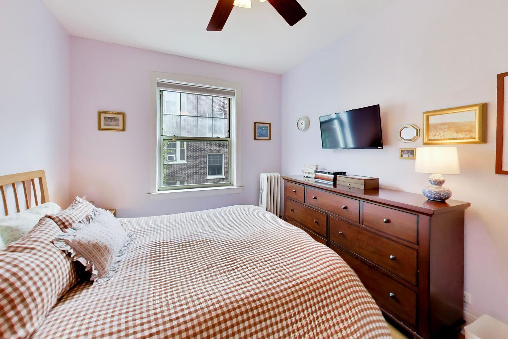 443 N Lombard Avenue #2, Oak Park, IL 60302