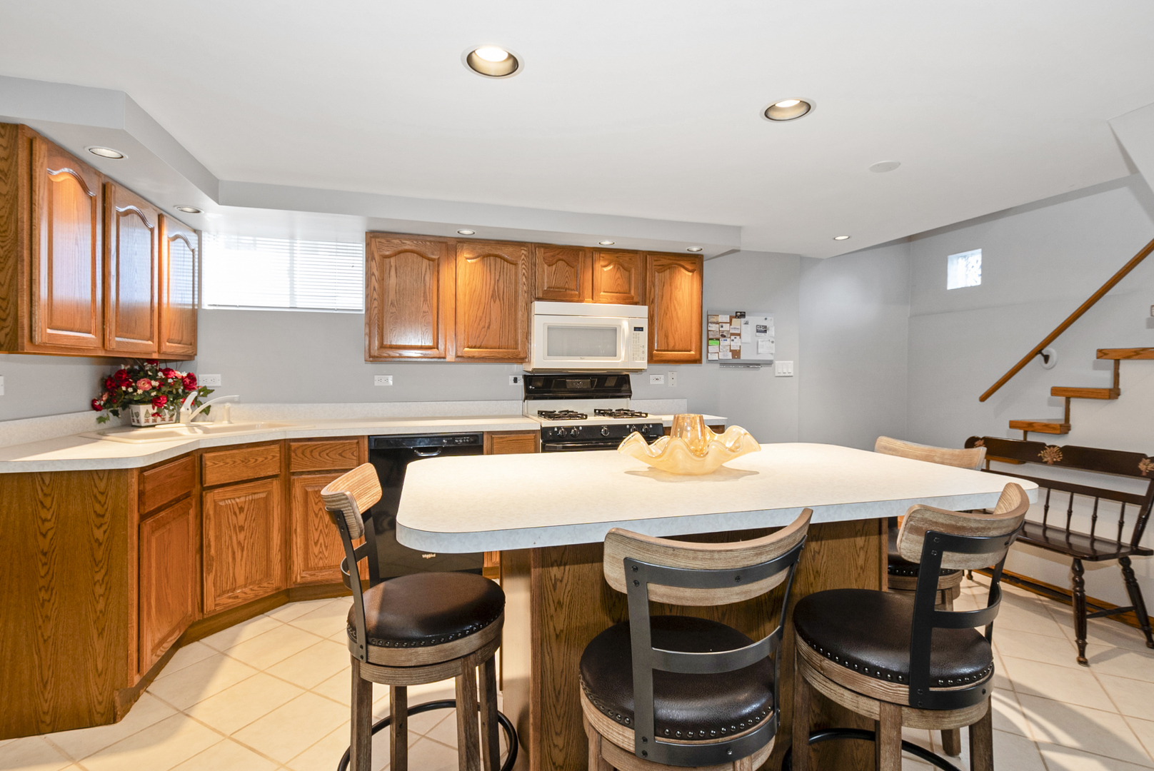 10124 Maple Avenue, Oak Lawn, IL 60453