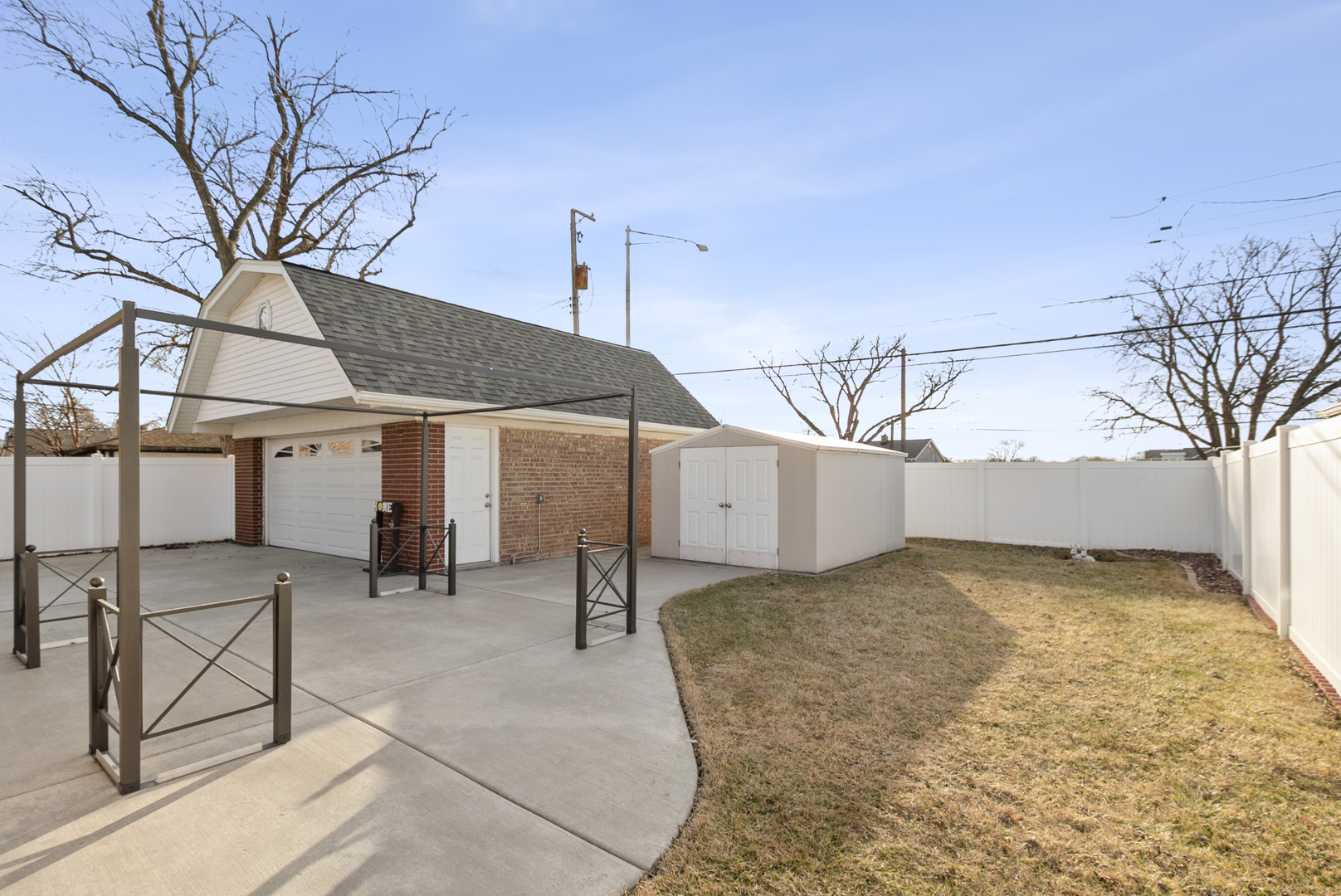 10124 Maple Avenue, Oak Lawn, IL 60453