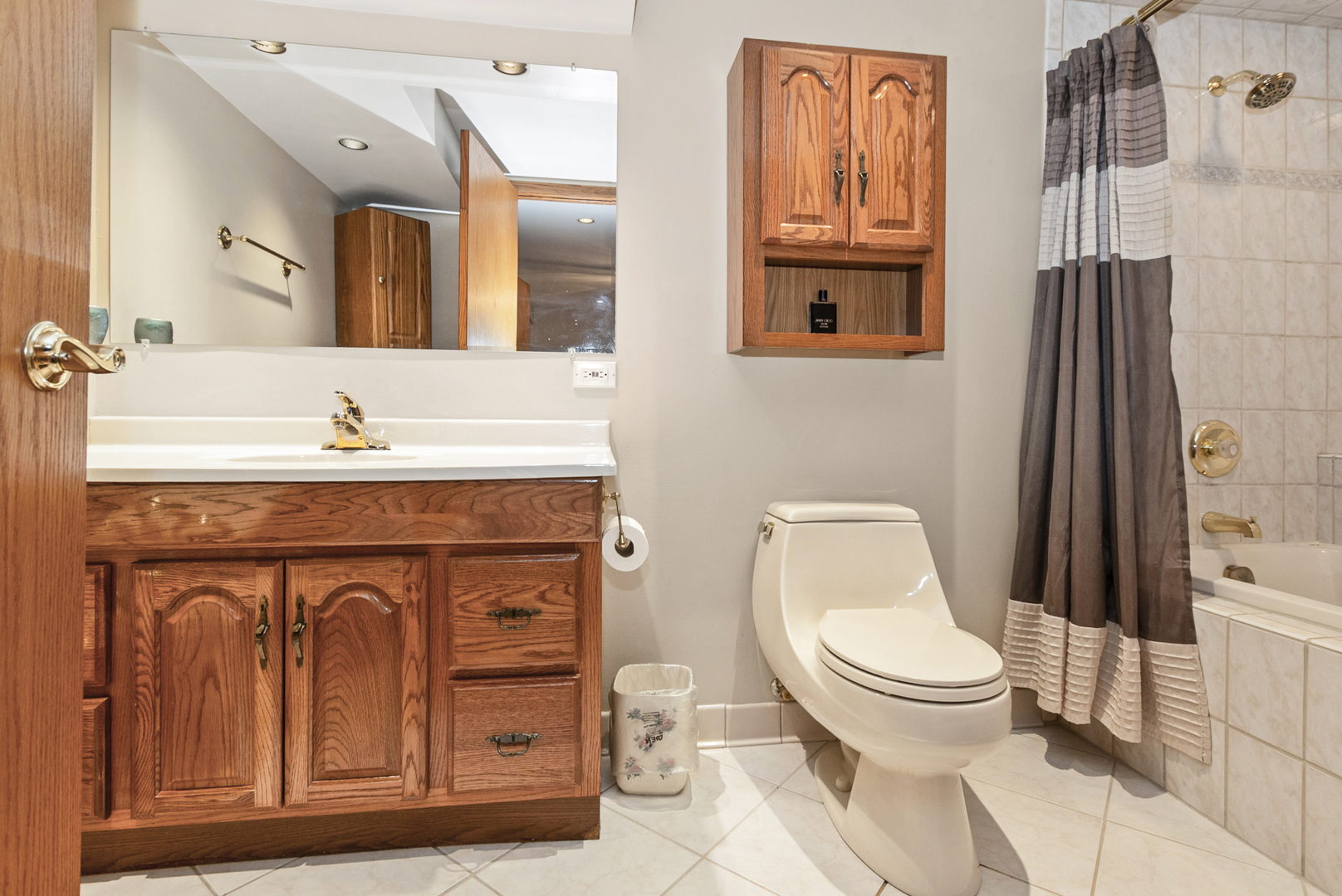 10124 Maple Avenue, Oak Lawn, IL 60453