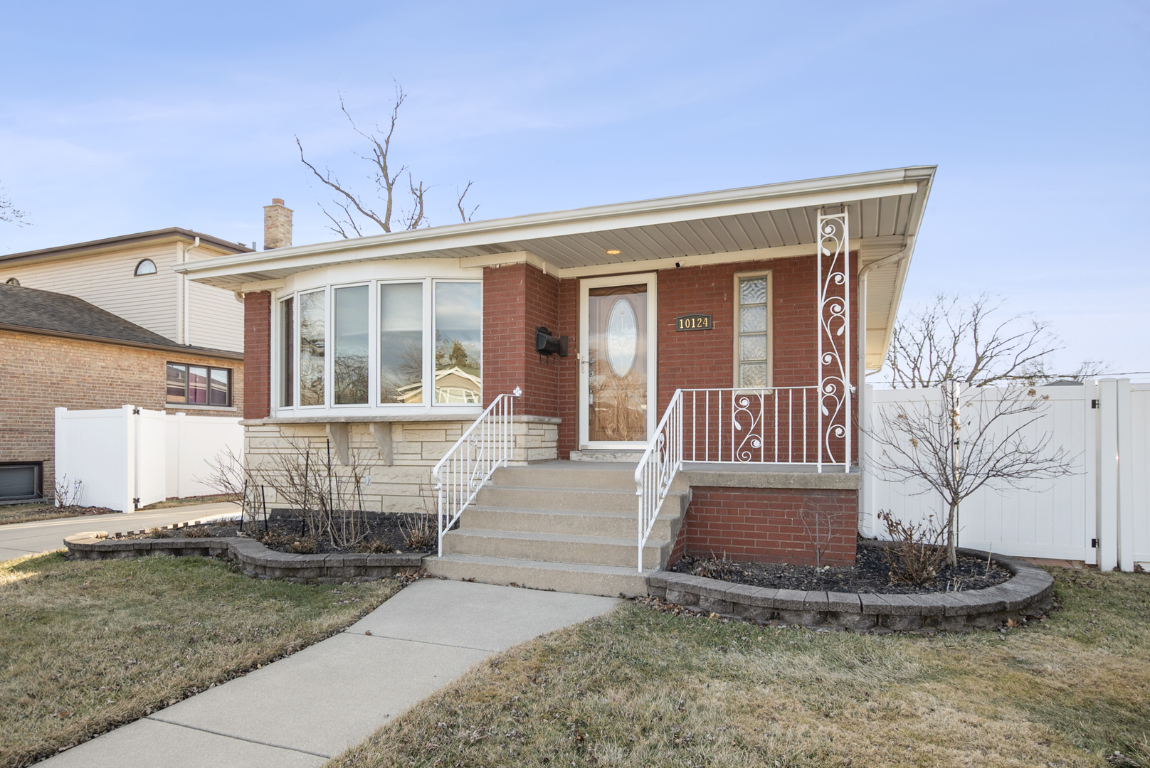 10124 Maple Avenue, Oak Lawn, IL 60453
