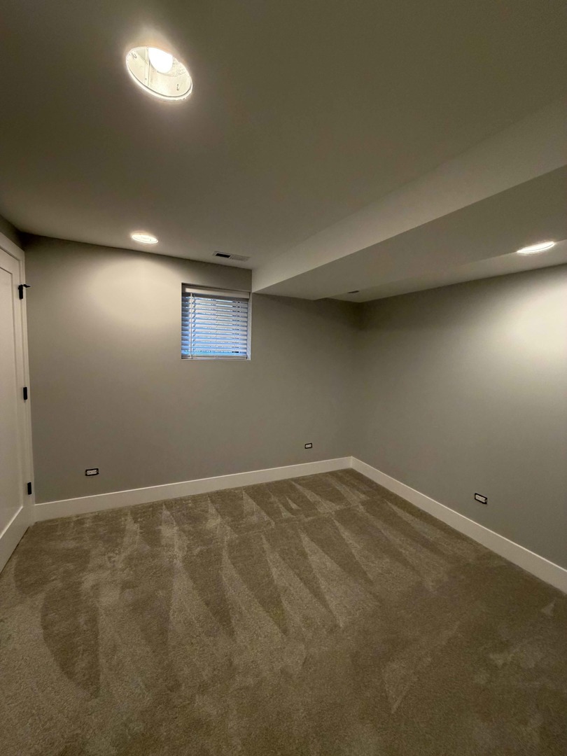 2221 W 21st Place #BR, Chicago, IL 60608