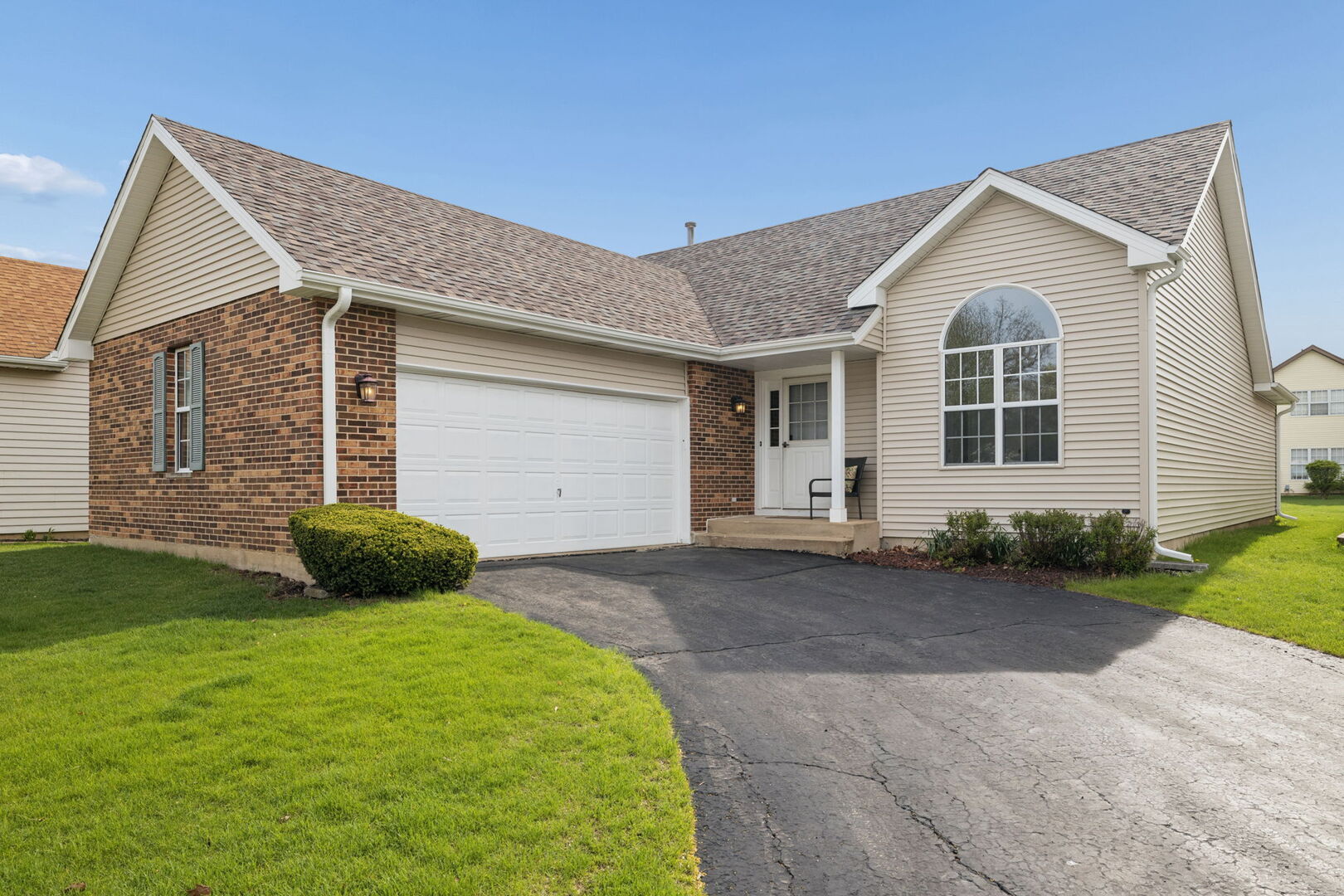 21069 W Hazelnut Lane, Plainfield, IL 60544