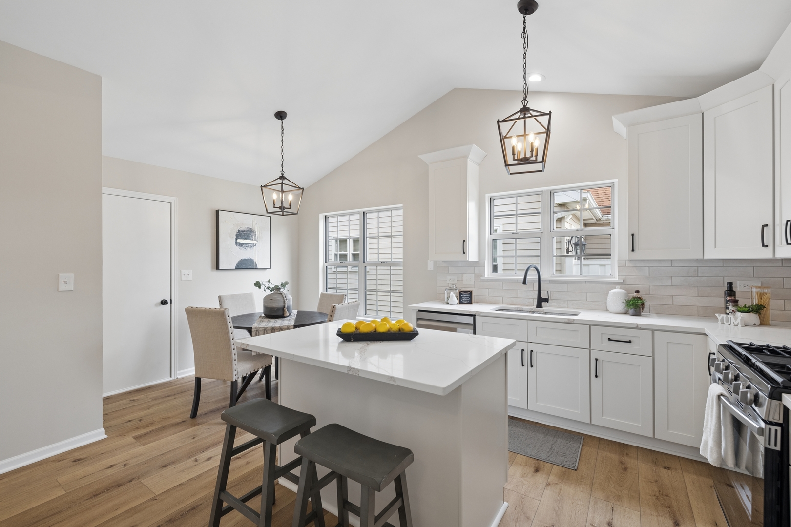 21069 W Hazelnut Lane, Plainfield, IL 60544