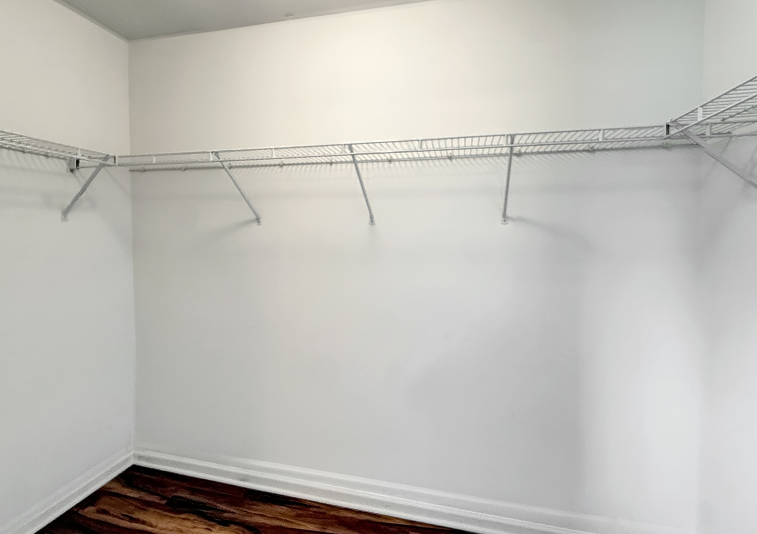 3078 Falling Waters Lane #3078, Lindenhurst, IL 60046