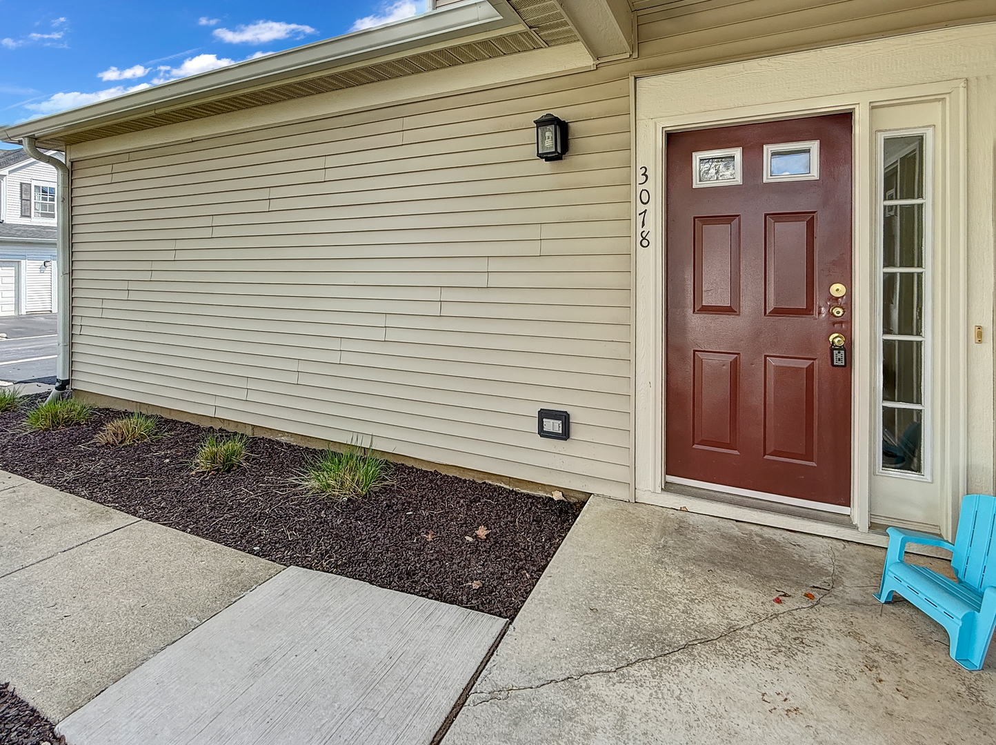 3078 Falling Waters Lane #3078, Lindenhurst, IL 60046