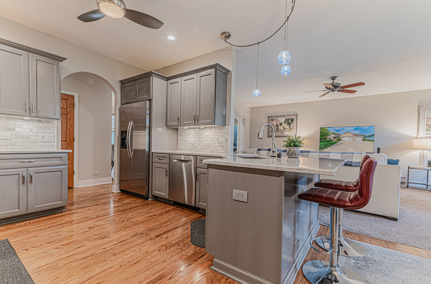 236 Schmidt Drive, Hampshire, IL 60140