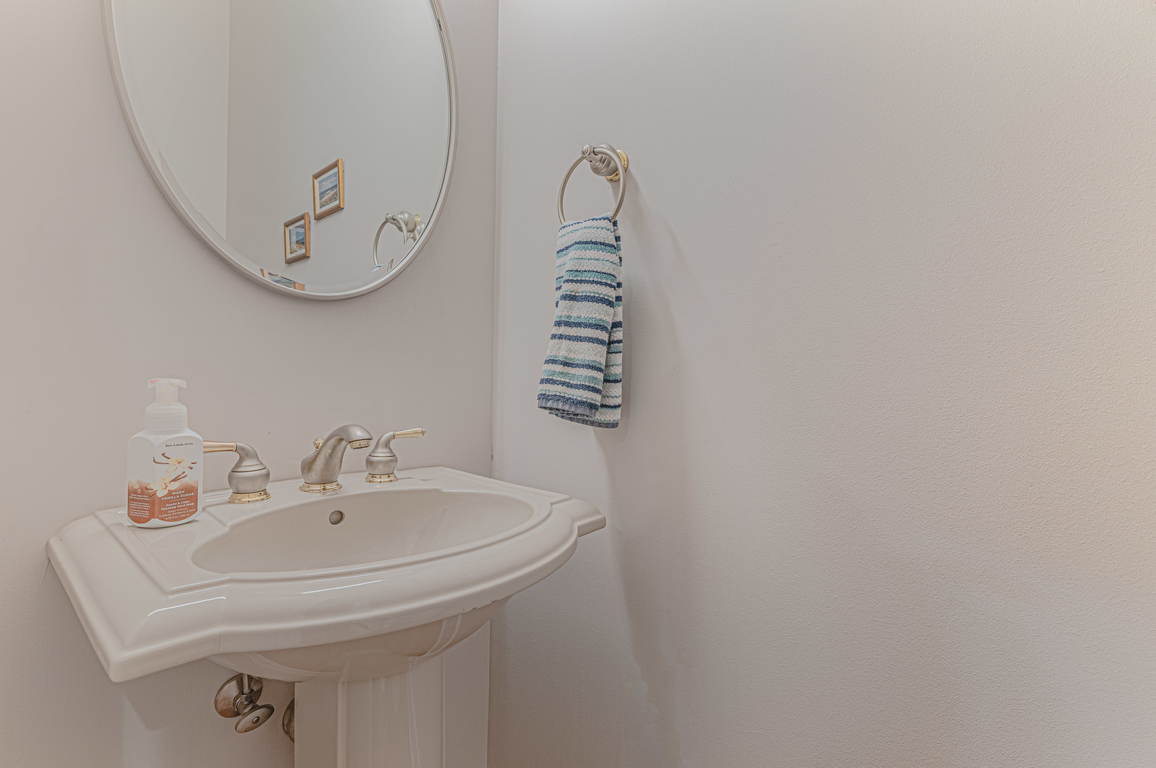 236 Schmidt Drive, Hampshire, IL 60140