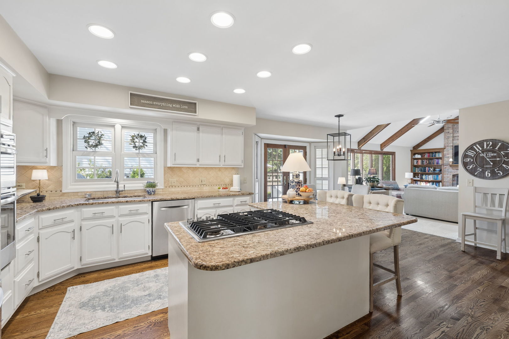 721 BURGESS HILL Road, Naperville, IL 60565