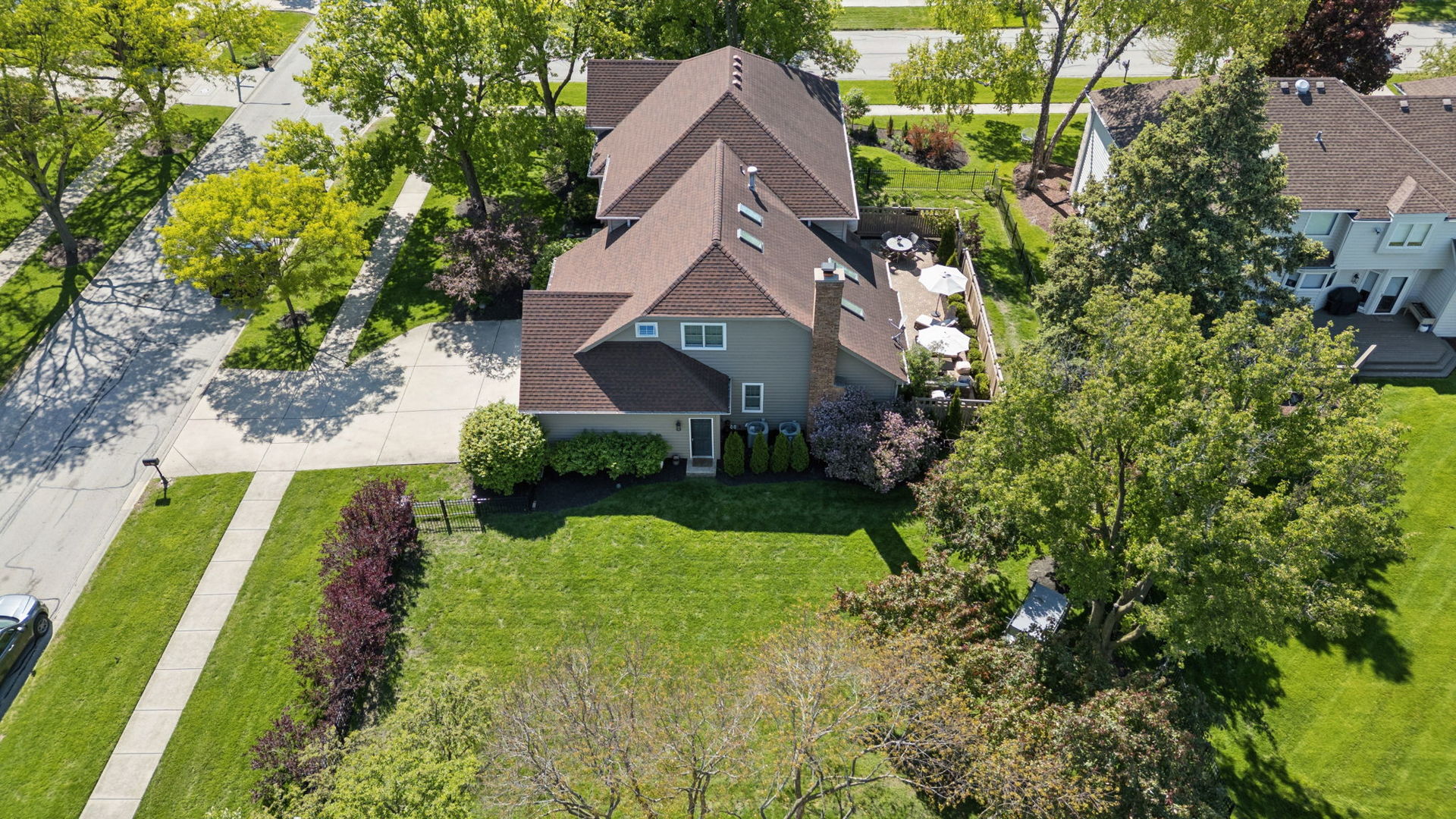 721 BURGESS HILL Road, Naperville, IL 60565