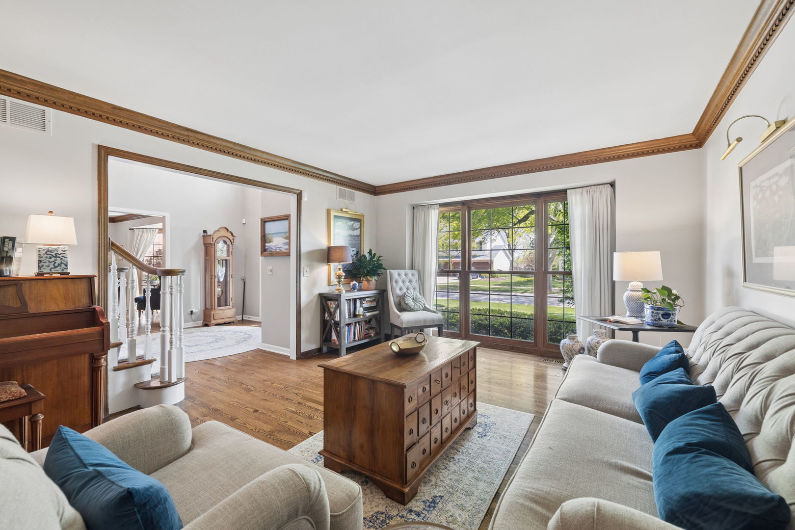 721 BURGESS HILL Road, Naperville, IL 60565