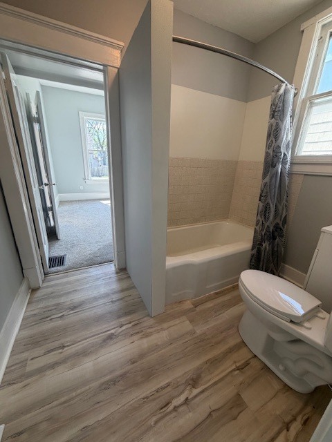 604 E Market Street, Bloomington, IL 61701