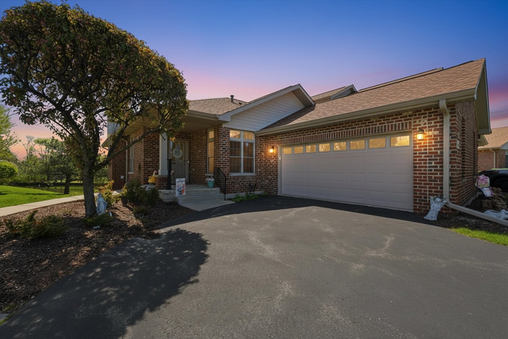 6093 Princeton Lane, Palos Heights, IL 60463