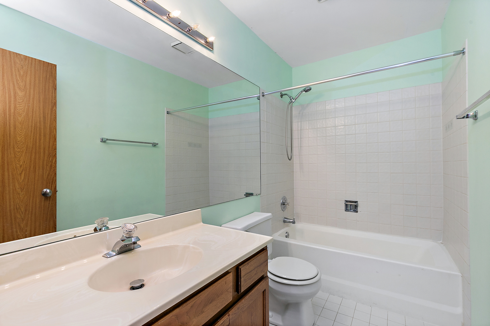 1273 Cranbrook Drive, Schaumburg, IL 60193