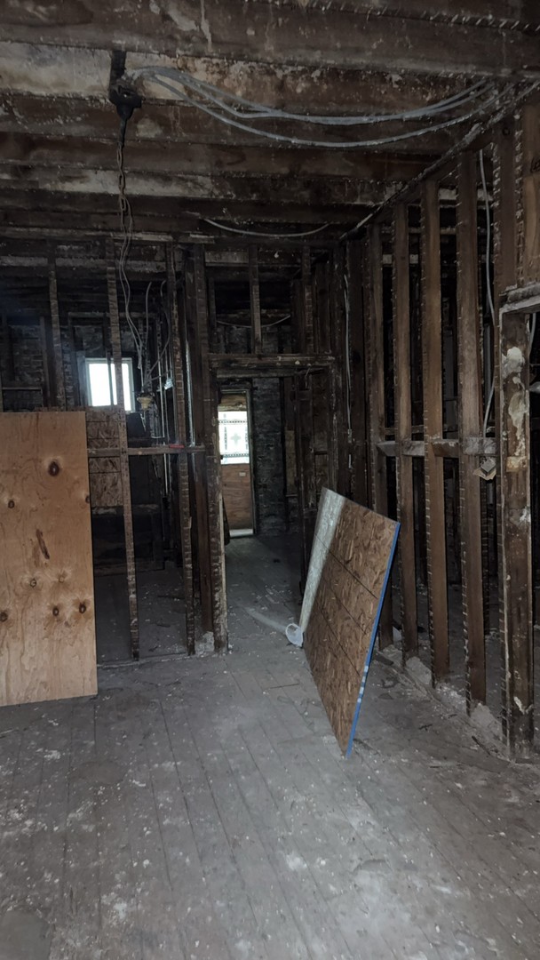 334 N Avers Avenue, Chicago, IL 60624