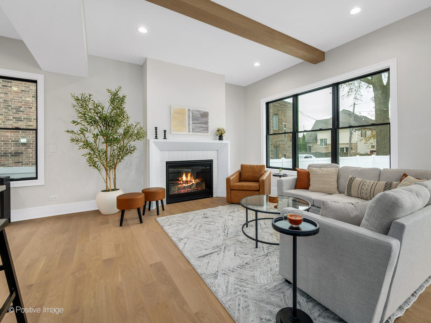 104 N Evergreen Avenue, Elmhurst, IL 60126