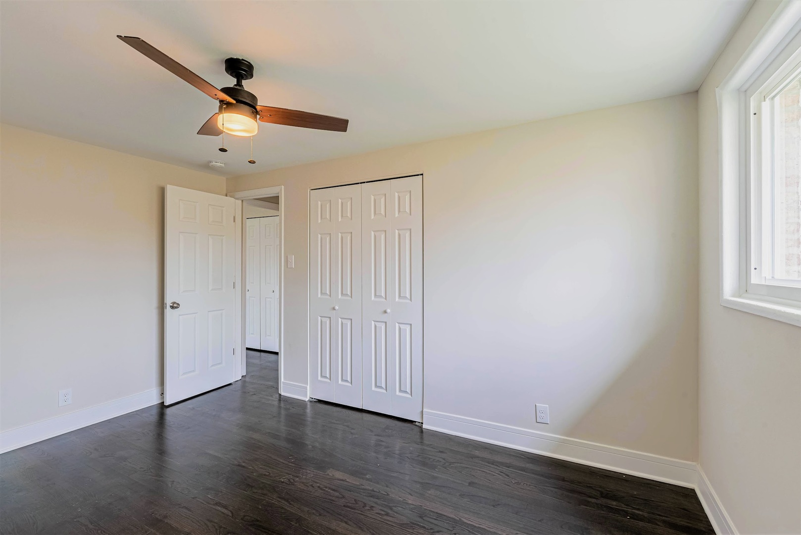 16039 Marion Drive, South Holland, IL 60473