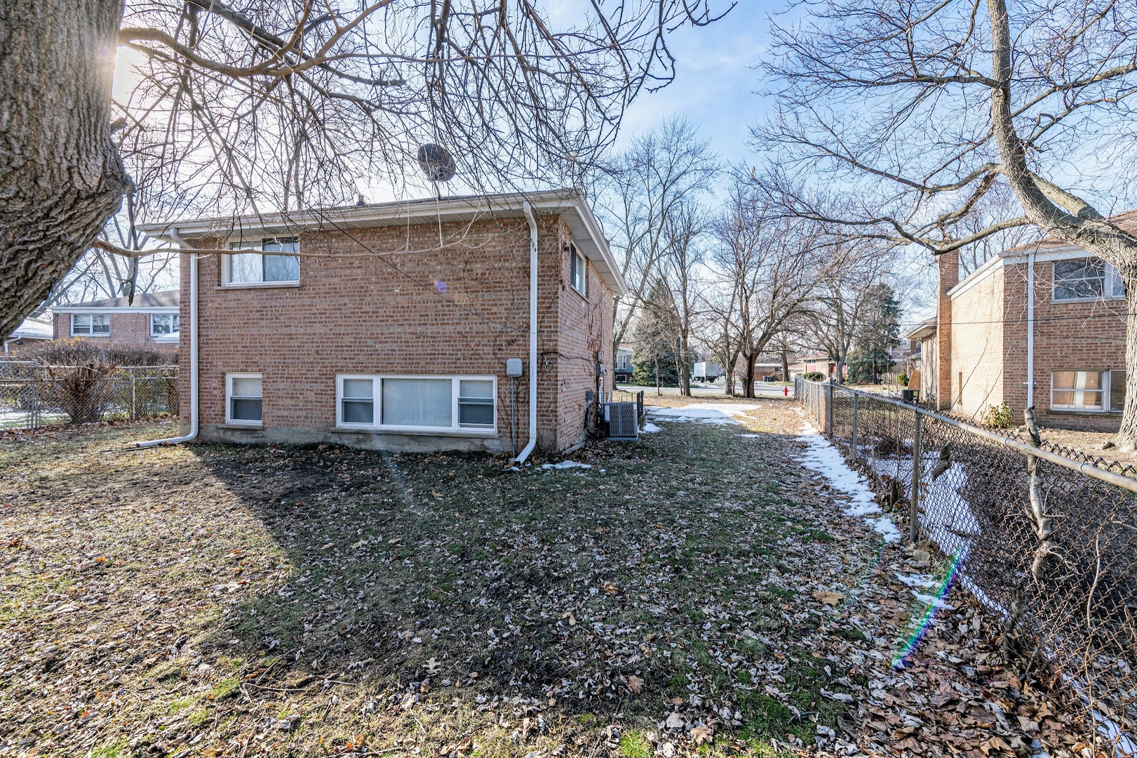 16039 Marion Drive, South Holland, IL 60473