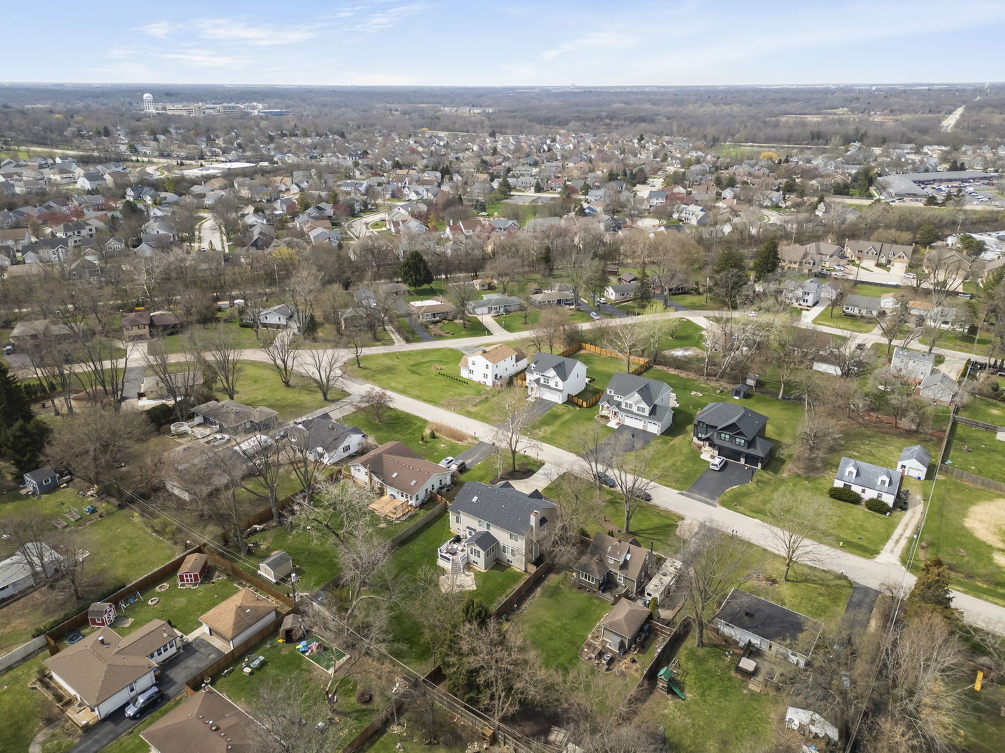 1N003 Richard Avenue, Wheaton, IL 60187