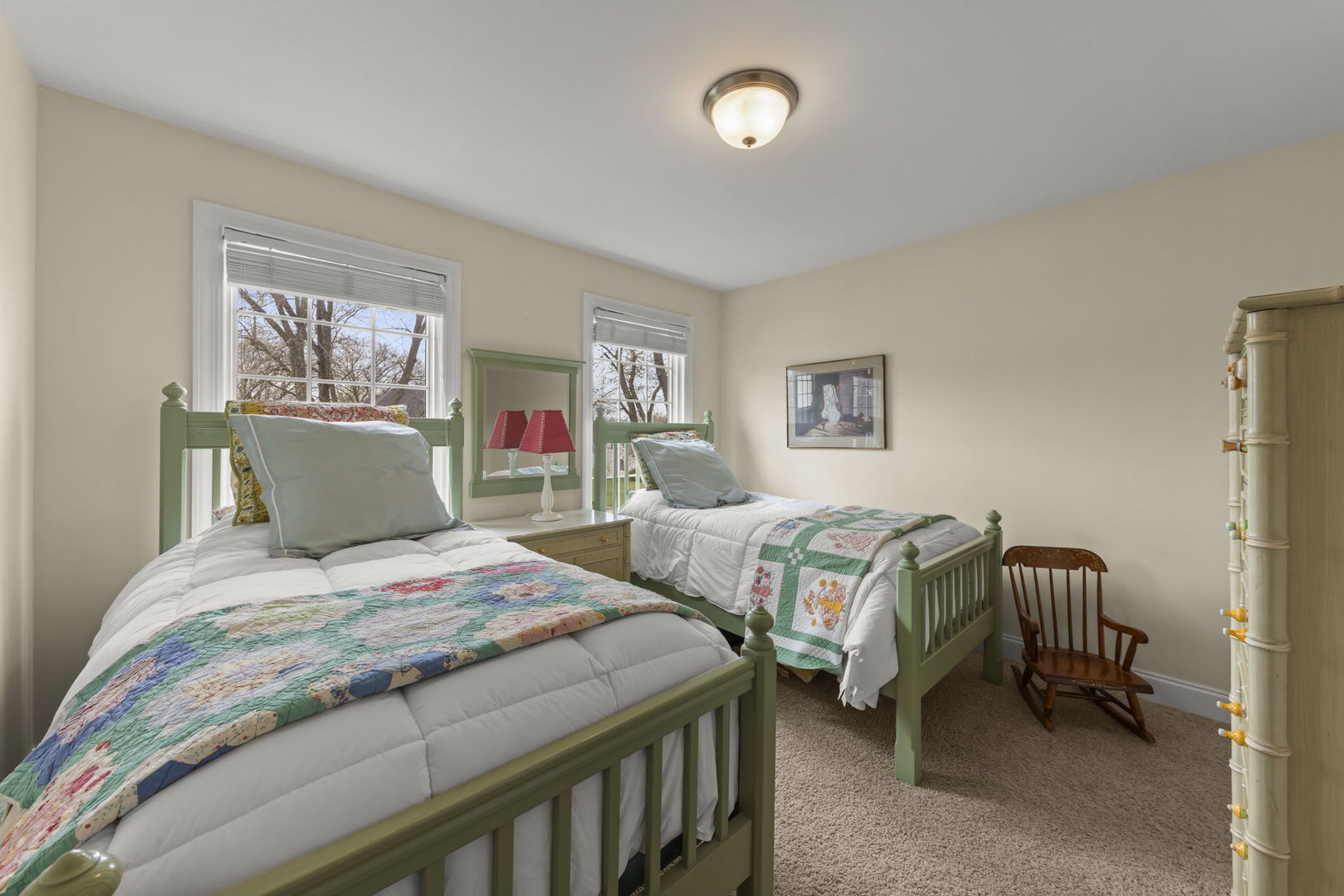 1N003 Richard Avenue, Wheaton, IL 60187