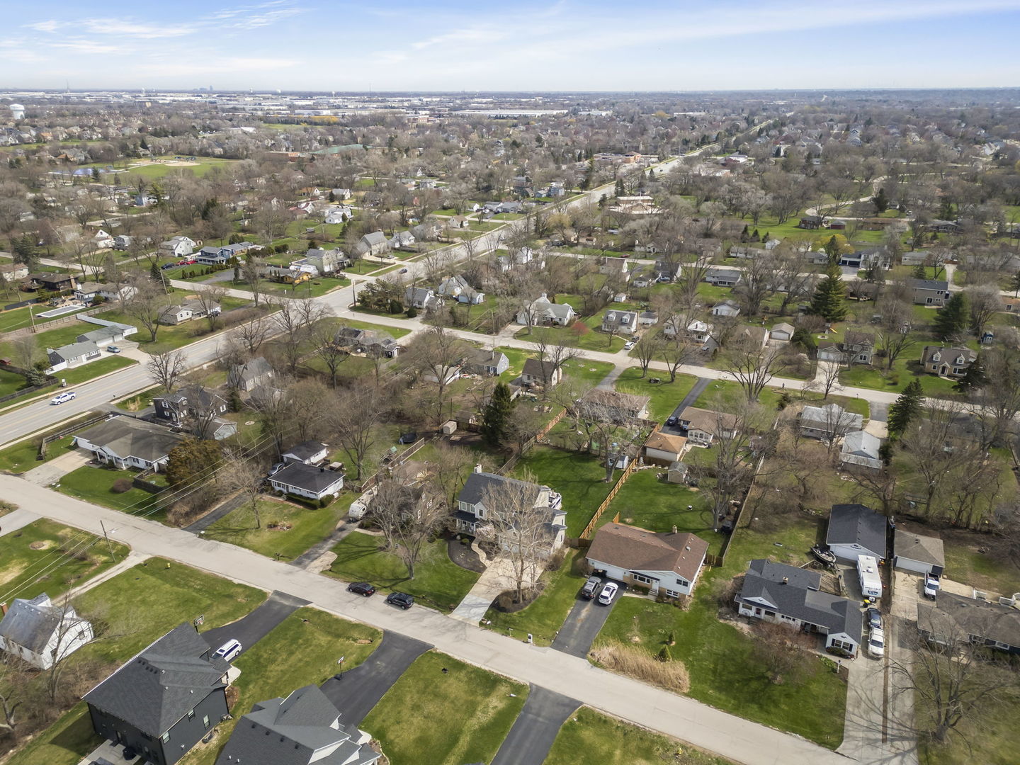 1N003 Richard Avenue, Wheaton, IL 60187