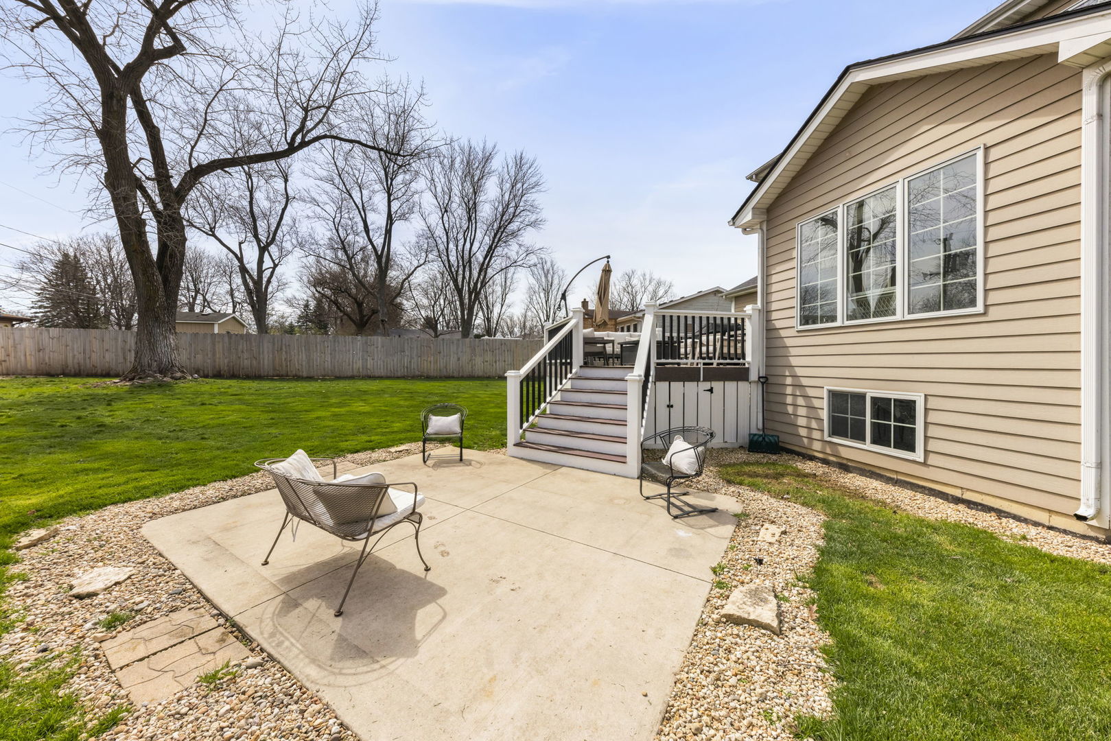 1N003 Richard Avenue, Wheaton, IL 60187