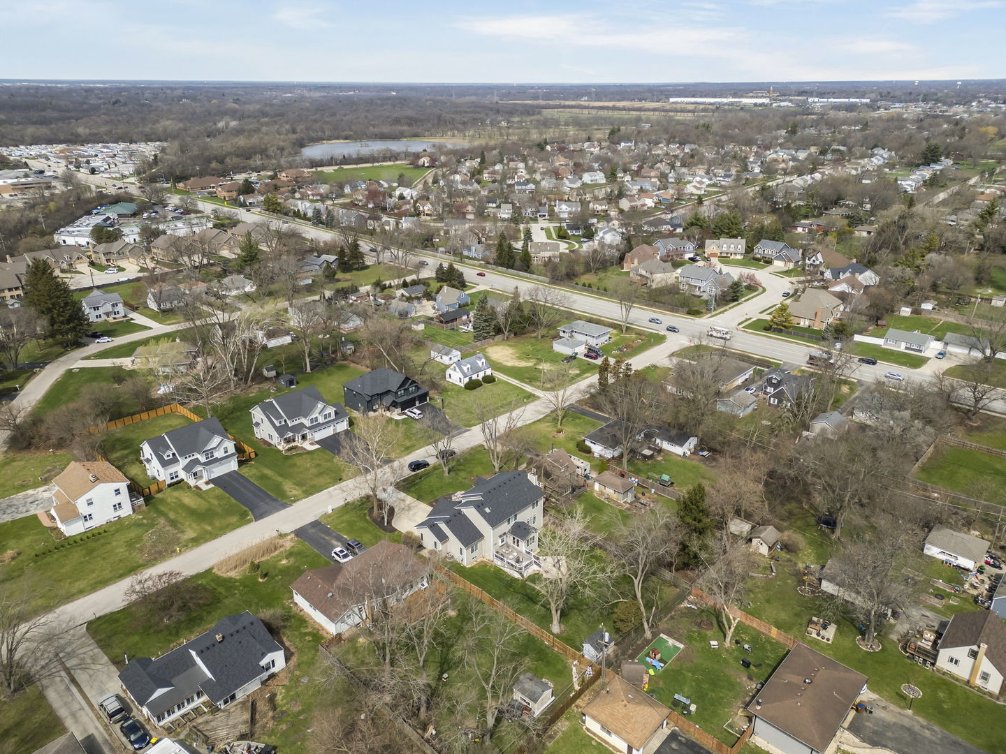 1N003 Richard Avenue, Wheaton, IL 60187