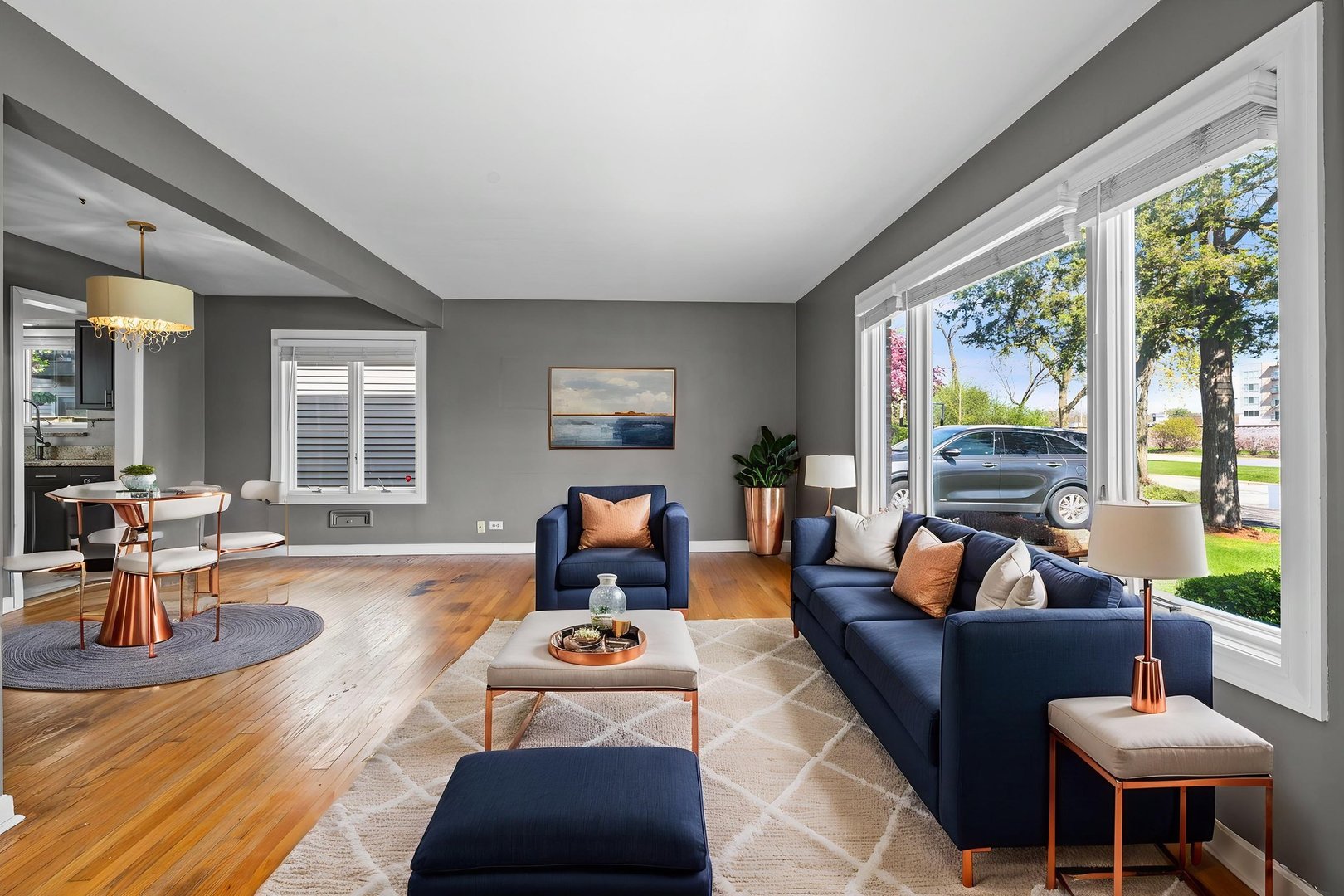 627 E Davis Street, Arlington Heights, IL 60005