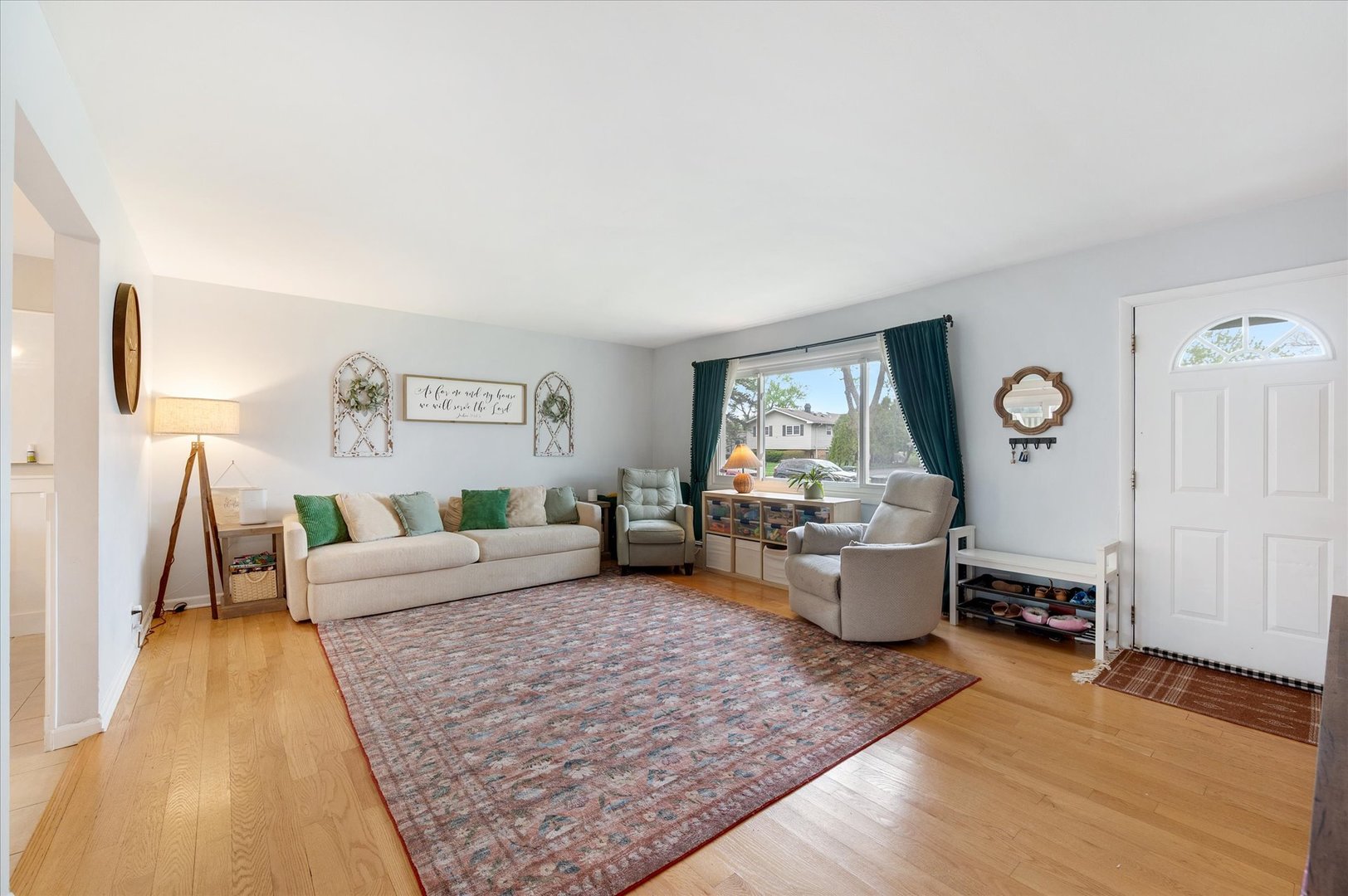 575 Jamison Lane, Hoffman Estates, IL 60169