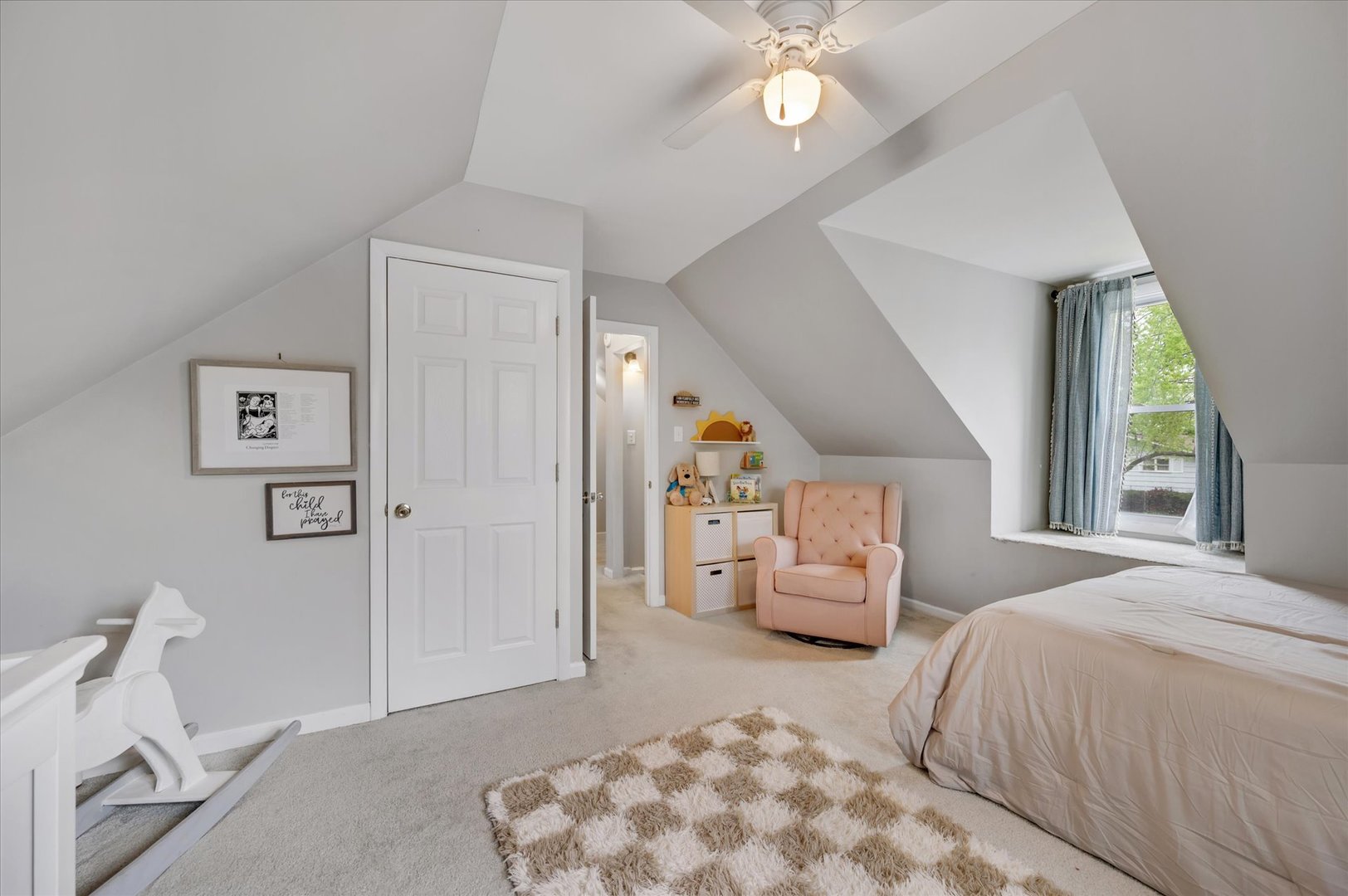 575 Jamison Lane, Hoffman Estates, IL 60169